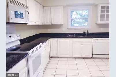 12015 Montrose Village Terrace, Rockville, MD 20852 - Photo 4