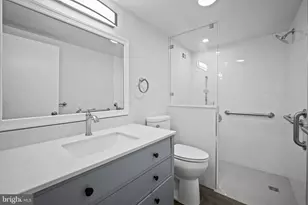 5225 Pooks Hill Rd, Bethesda, MD 20814 - Photo 8