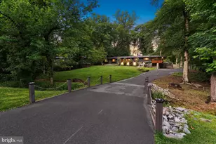 6513 Bradley Blvd, Bethesda, MD 20817 - Photo 2