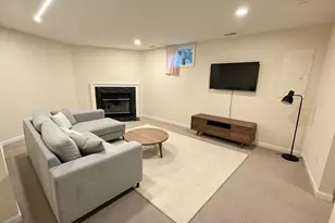 10508 Smithy Ct, North Potomac, MD 20878 - Photo 8