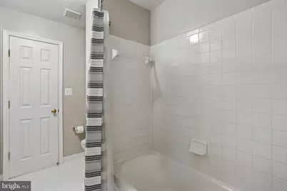 801 Main Street, Gaithersburg, MD 20878 - Photo 34