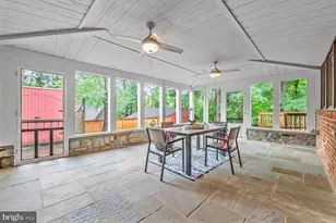 6202 W Halbert Rd, Bethesda, MD 20817 - Photo 24