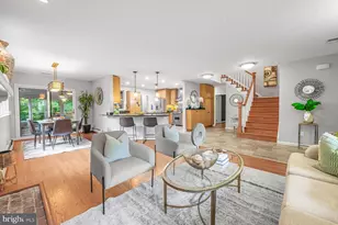6202 W Halbert Rd, Bethesda, MD 20817 - Photo 2