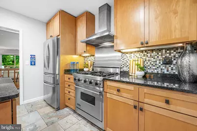 6202 W Halbert Road, Bethesda, MD 20817 - Photo 6