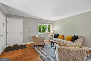 11111 Lund Pl, Kensington, MD 20895 - Photo 6