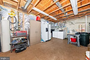19327 Churubusco Ln, Germantown, MD 20874 - Photo 38