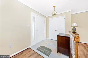 19327 Churubusco Ln, Germantown, MD 20874 - Photo 2