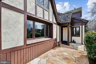 5735 Bradley Blvd, Bethesda, MD 20814 - Photo 6