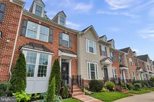 11681 Emerald Green Dr, Clarksburg, MD 20871 - Photo 6