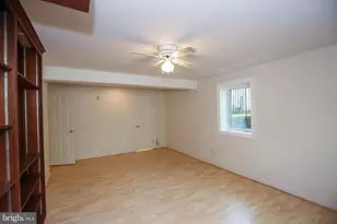 8401 Beech Tree Rd, Bethesda, MD 20817 - Photo 12