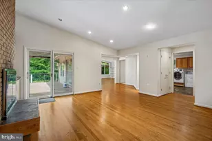 9009 Charred Oak Dr, Bethesda, MD 20817 - Photo 12