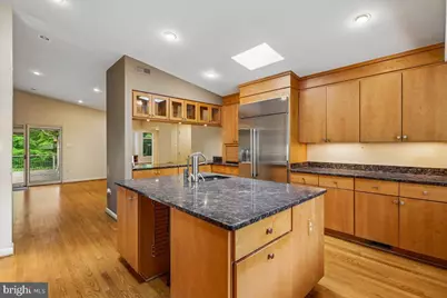 9009 Charred Oak Drive, Bethesda, MD 20817 - Photo 10