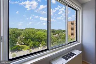 10201 Grosvenor Pl, North Bethesda, MD 20852 - Photo 22
