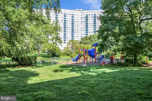 10201 Grosvenor Pl, North Bethesda, MD 20852 - Photo 54