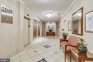 10201 Grosvenor Pl, North Bethesda, MD 20852 - Photo 46
