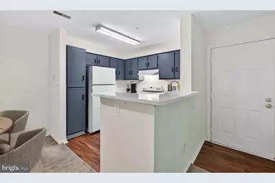18503 Boysenberry Drive #121, Gaithersburg, MD 20879 - Photo 4