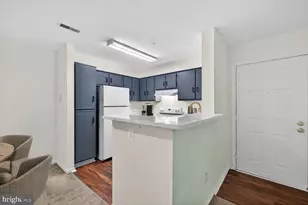 18503 Boysenberry Dr, Gaithersburg, MD 20879 - Photo 4