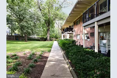 3421 University Boulevard W #3421-2, Kensington, MD 20895 - Photo 2