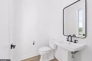 8622 Erdem Pl, Chevy Chase, MD 20815 - Photo 16