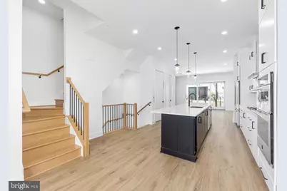 8622 Erdem Place, Chevy Chase, MD 20815 - Photo 4