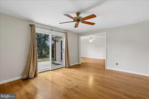 10400 Capehart Ct, Gaithersburg, MD 20886 - Photo 14