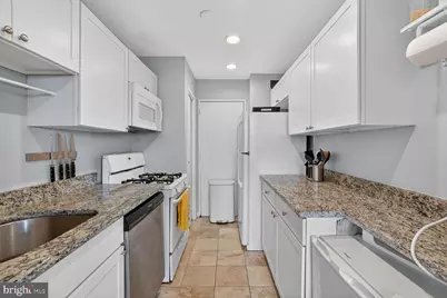1900 Lyttonsville Road #1217, Silver Spring, MD 20910 - Photo 10