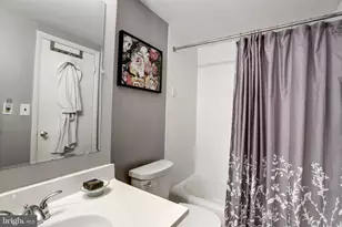 7505 Democracy Blvd, Bethesda, MD 20817 - Photo 38