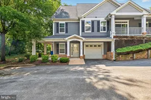 9743 Winery Ct, Gaithersburg, MD 20879 - Photo 4