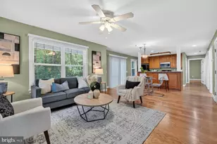 9743 Winery Ct, Gaithersburg, MD 20879 - Photo 4