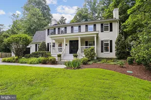 11220 Willowbrook Dr, Potomac, MD 20854 - Photo 2