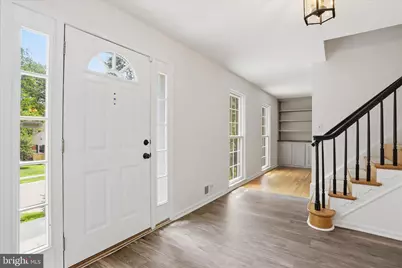 18 Bentana Way, Rockville, MD 20850 - Photo 2