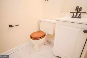 2034 Glen Ross Rd, Silver Spring, MD 20910 - Photo 28
