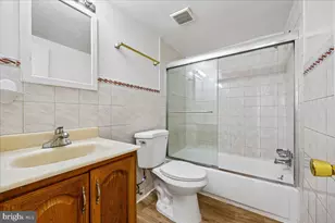 130 Duvall Ln, Gaithersburg, MD 20877 - Photo 18