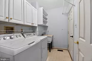 7317 Olive Tree Ct, Gaithersburg, MD 20879 - Photo 16