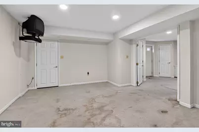 7317 Olive Tree Court, Gaithersburg, MD 20879 - Photo 14