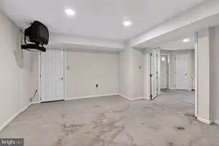 7317 Olive Tree Ct, Gaithersburg, MD 20879 - Photo 14