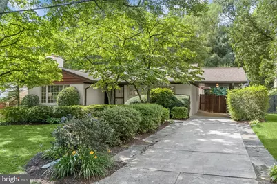 5512 Uppingham Street, Chevy Chase, MD 20815 - Photo 2