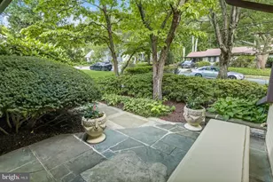 5512 Uppingham St, Chevy Chase, MD 20815 - Photo 4