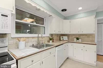5512 Uppingham Street, Chevy Chase, MD 20815 - Photo 22