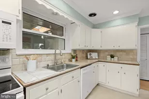 5512 Uppingham St, Chevy Chase, MD 20815 - Photo 22