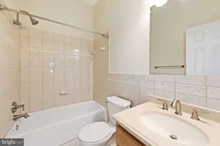 10511 Smithy Ct, North Potomac, MD 20878 - Photo 16