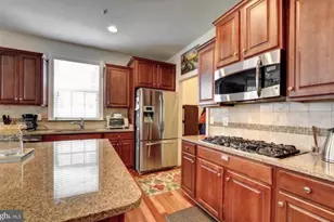 3041 Moore Ln, Kensington, MD 20895 - Photo 2