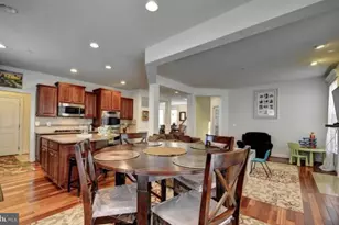 3041 Moore Ln, Kensington, MD 20895 - Photo 4