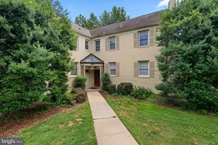 2402 Colston Dr, Silver Spring, MD 20910 - Photo 2