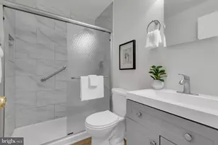 5702 Brewer House Cir, Rockville, MD 20852 - Photo 16