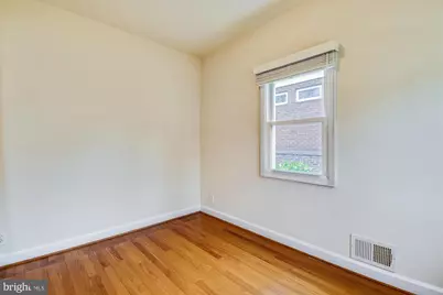210 E Hamilton Avenue, Silver Spring, MD 20901 - Photo 26