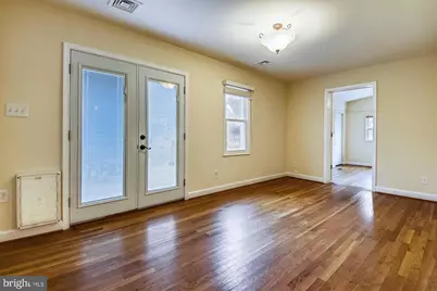 210 E Hamilton Avenue, Silver Spring, MD 20901 - Photo 6