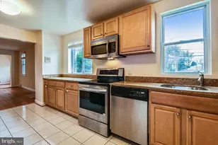 210 E Hamilton Ave, Silver Spring, MD 20901 - Photo 4