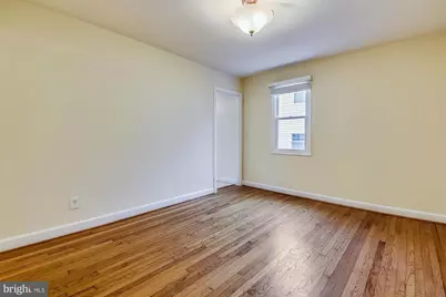 210 E Hamilton Avenue, Silver Spring, MD 20901 - Photo 20