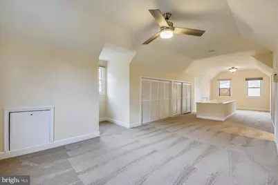210 E Hamilton Avenue, Silver Spring, MD 20901 - Photo 38